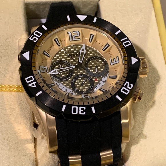 New Invicta Pro Diver Polyurethane Strap Chronograph water resistant new W tag